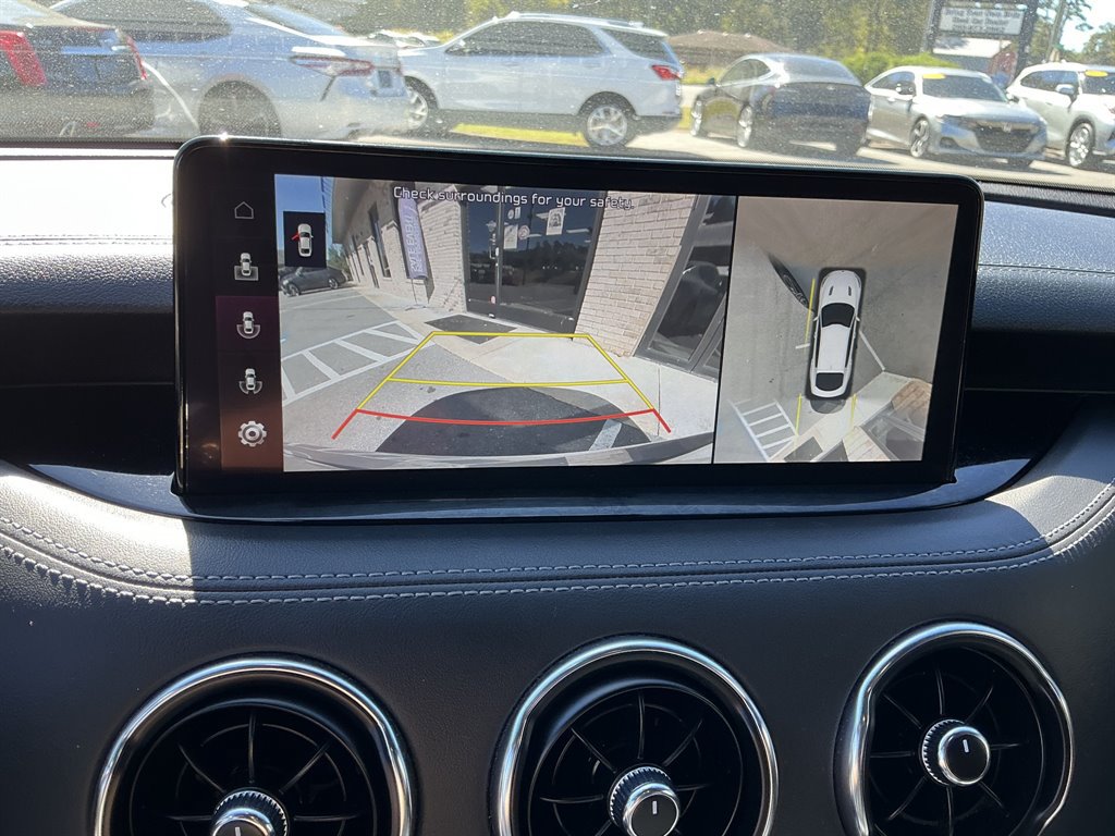 Used 2023 Kia Stinger GT2 AWD/4WD image 23