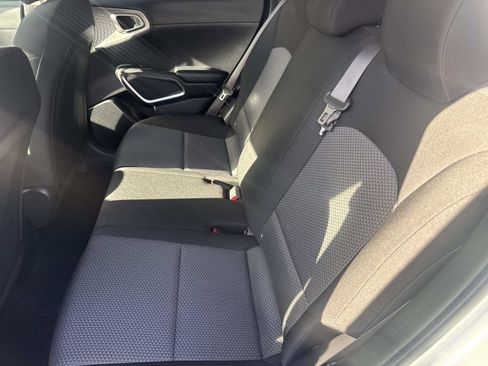 Used 2020 Kia Soul LX image 14