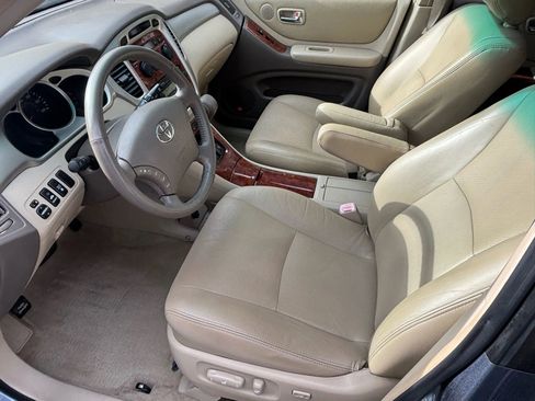 Used 2006 Toyota Highlander Limited image 16