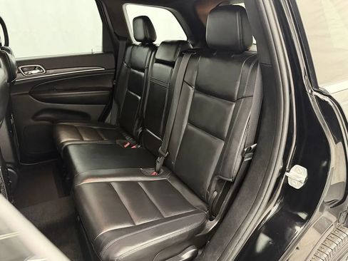 Used 2018 Jeep Grand Cherokee Limited AWD/4WD image 30