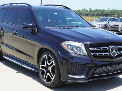 Used 2019 Mercedes-Benz GLS 550 4MATIC image 3