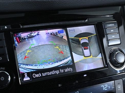 Used 2022 Nissan Rogue Sport SL image 18