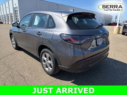 Used 2023 Honda HR-V LX image 4
