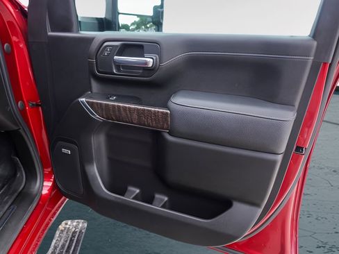 Used 2022 GMC Sierra 3500 Denali w/ Technology Package AWD/4WD image 33