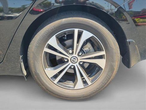Used 2023 Nissan Sentra SV w/ All-Weather Package FWD image 17