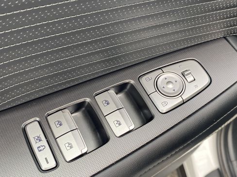 Used 2024 Hyundai Palisade Calligraphy image 18