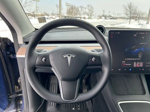 Used 2023 Tesla Model Y Long Range image 21
