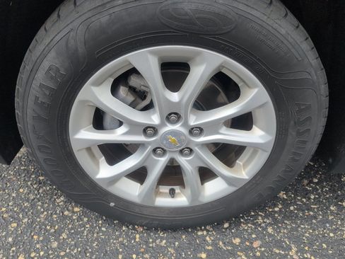 Used 2018 Chevrolet Equinox LT w/ Sun & Infotainment Package AWD/4WD image 10