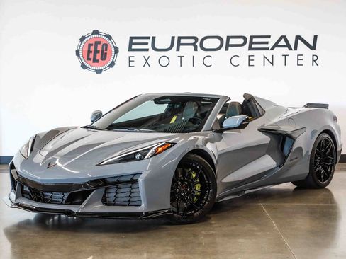 Used 2024 Chevrolet Corvette Z06 w/ Battery Protection Package RWD image 5