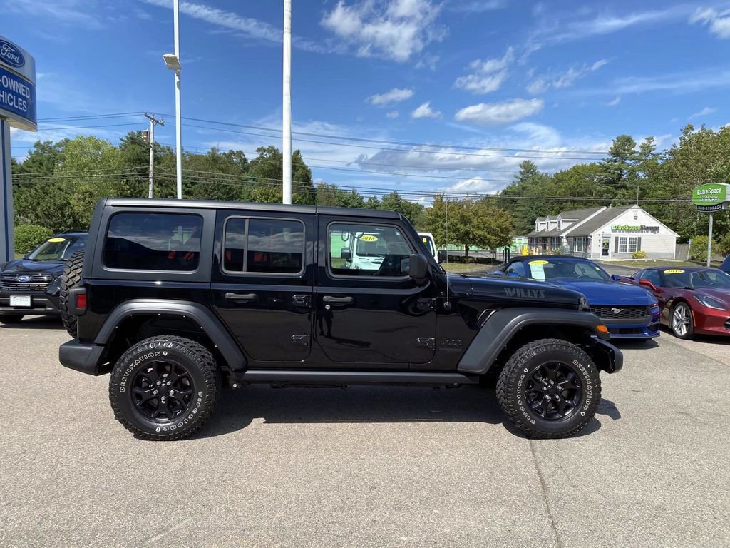 Used 2022 Jeep Wrangler Unlimited Sport AWD/4WD image 2