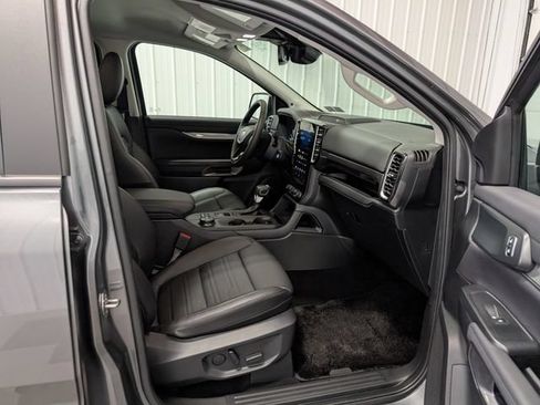 Used 2025 Ford Ranger Lariat w/ FX4 Off-Road Package AWD/4WD image 29