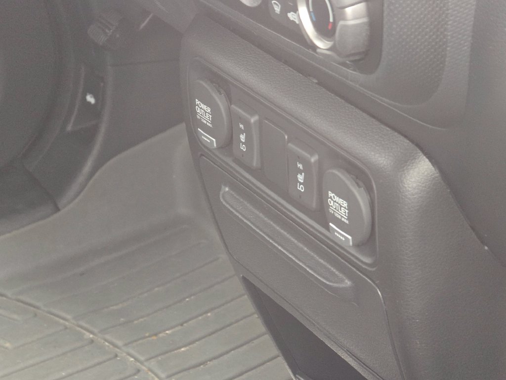 Used 2014 Honda Ridgeline SE image 16
