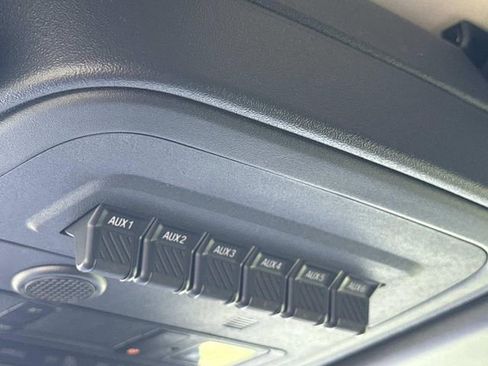 Used 2025 Ford Bronco Badlands AWD/4WD image 30
