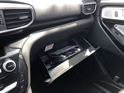 Used 2022 Ford Explorer ST w/ Equipment Group 401A AWD/4WD image 35