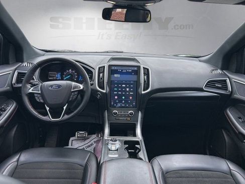 Certified 2024 Ford Edge ST-Line AWD/4WD image 3