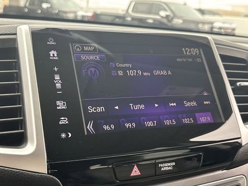 Used 2018 Honda Pilot EX-L image 13