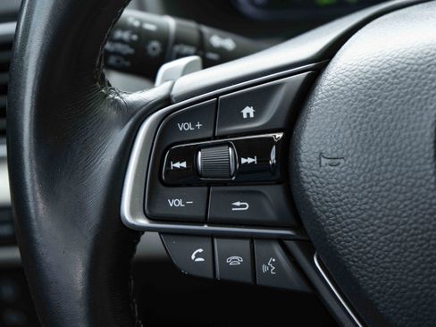 Used 2022 Honda Accord Touring image 20