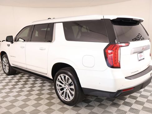 Used 2024 GMC Yukon XL Denali w/ Denali Reserve Package AWD/4WD image 25