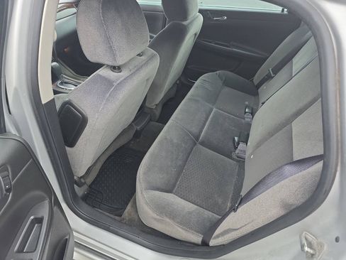 Used 2012 Chevrolet Impala LS FWD image 11
