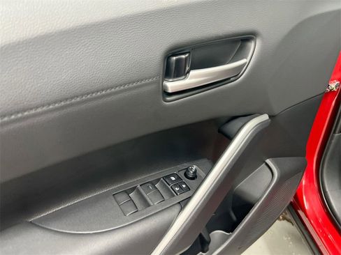 Used 2023 Toyota Corolla Cross XLE image 20