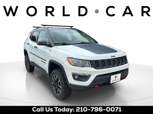 Used 2020 Jeep Compass Trailhawk AWD/4WD image 1