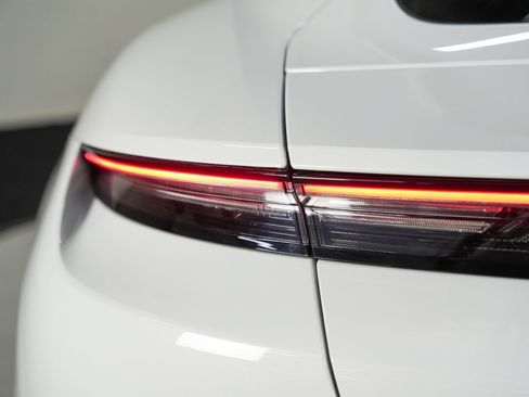 Used 2020 Porsche Taycan Turbo S AWD/4WD image 20