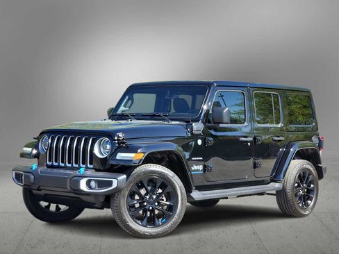 Used 2023 Jeep Wrangler Sahara w/ Cold Weather Group image 1