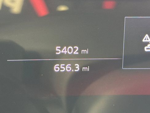 Certified 2025 Audi A6 e-tron Premium Plus w/ Premium Plus image 23