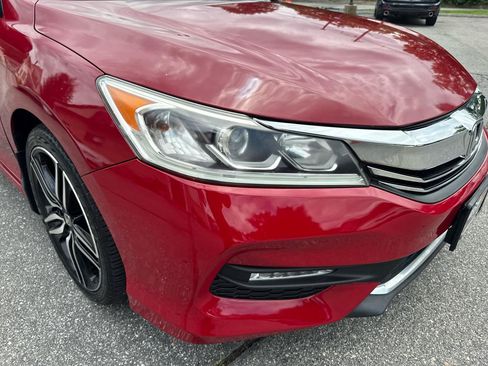 Used 2016 Honda Accord Sport image 32