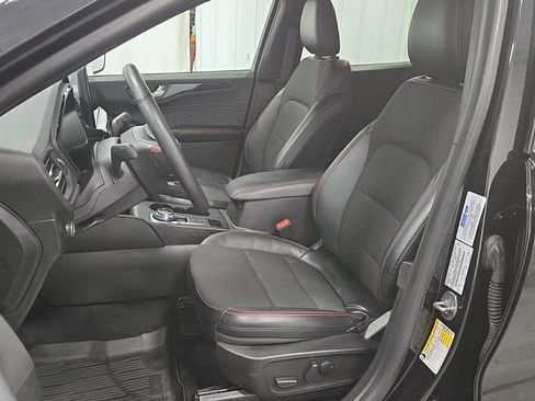 Used 2023 Ford Escape ST-Line image 5