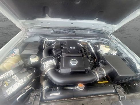 Used 2016 Nissan Frontier SV w/ SV Value Truck Package RWD image 25
