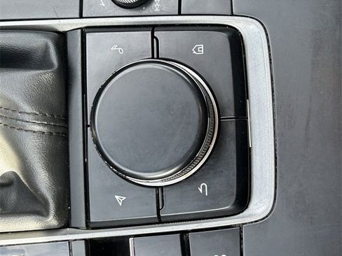 Used 2020 MAZDA MAZDA3 Sedan w/ Select Package image 26