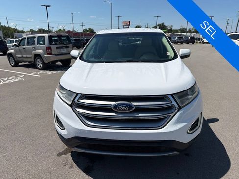 Used 2017 Ford Edge SEL w/ Equipment Group 201A AWD/4WD image 2