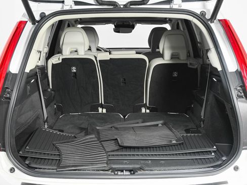 Used 2021 Volvo XC90 T8 Inscription Expression w/ Advanced Package AWD/4WD image 31
