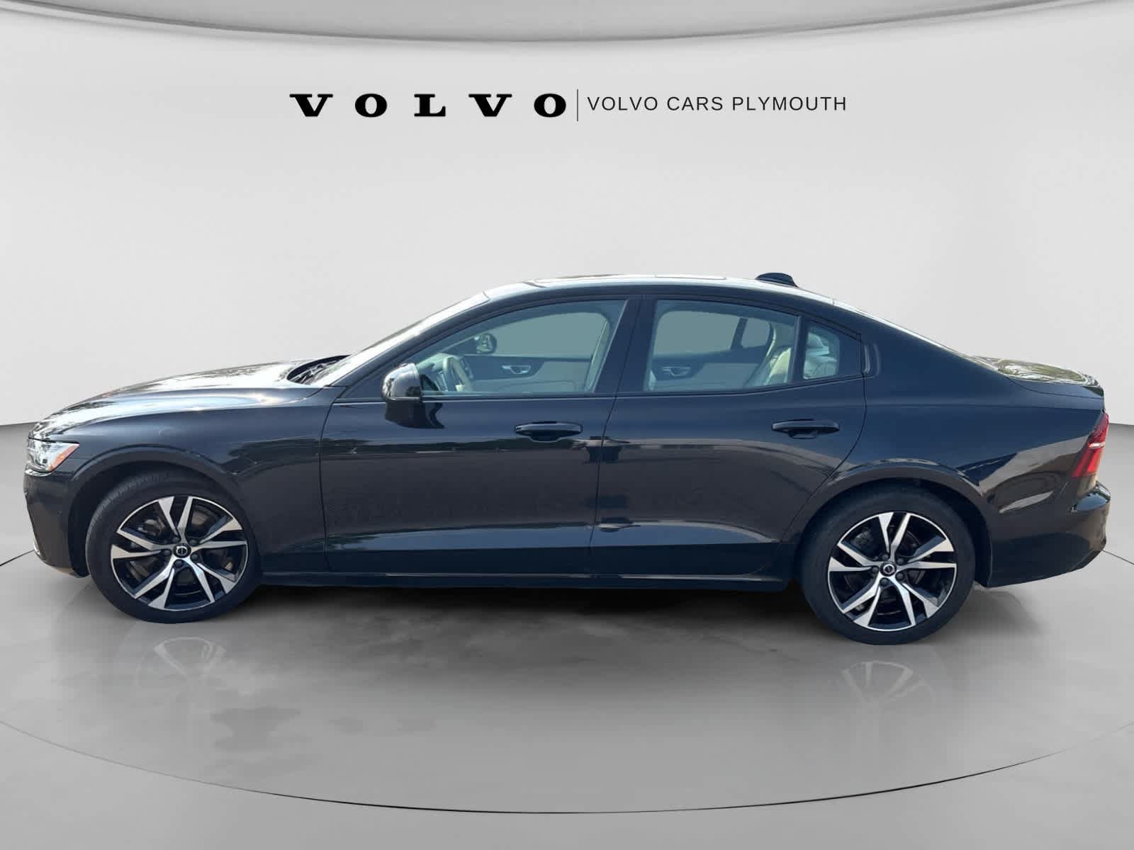 Used 2024 Volvo S60 B5 Core FWD image 1