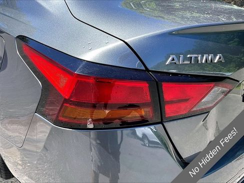 Used 2023 Nissan Altima 2.5 S FWD image 27