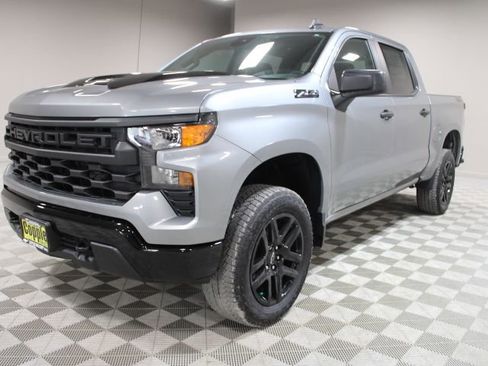 New 2026 Chevrolet Silverado 1500 Custom Trail Boss w/ Dark Appearance Package AWD/4WD image 7