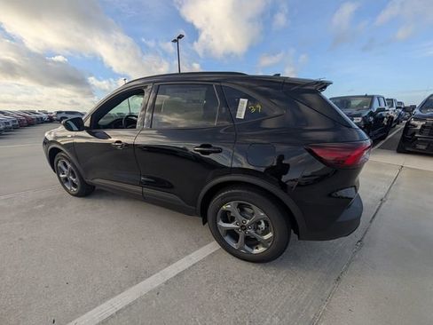 New 2026 Ford Escape ST-Line FWD image 10