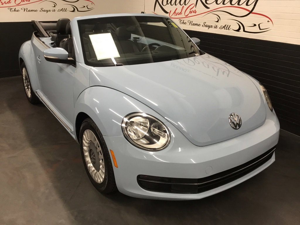 Used 2013 Volkswagen Beetle 2.5 FWD image 2