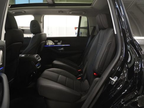 New 2026 Mercedes-Benz GLS 450 4MATIC image 16