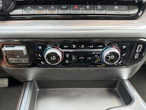 New 2026 GMC Sierra 1500 SLT w/ SLT Premium Plus Package AWD/4WD image 14