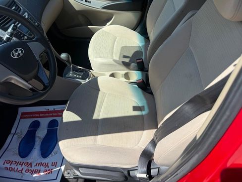 Used 2016 Hyundai Accent SE FWD image 10
