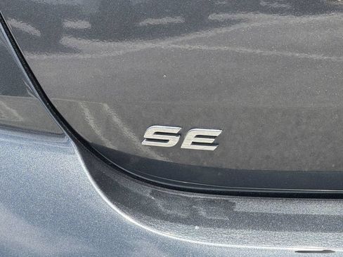 Used 2020 Hyundai Elantra SE FWD image 39