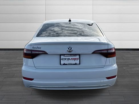 Used 2020 Volkswagen Jetta SE w/ SE Cold Weather Package FWD image 5