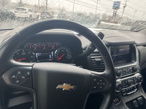 Used 2018 Chevrolet Tahoe LT image 11