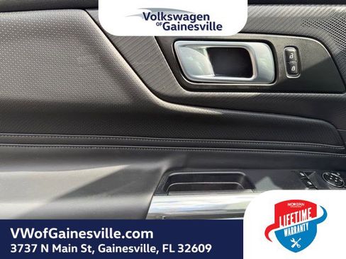 Used 2025 Ford Mustang Premium image 11