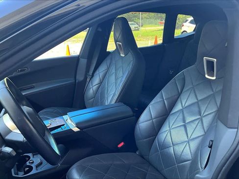 Used 2023 BMW iX xDrive50 w/ Premium Package image 7