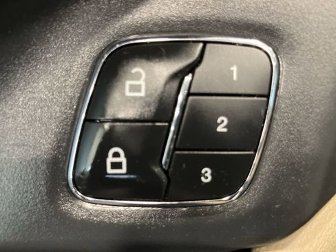 Used 2023 Ford Expedition Max Limited AWD/4WD image 17