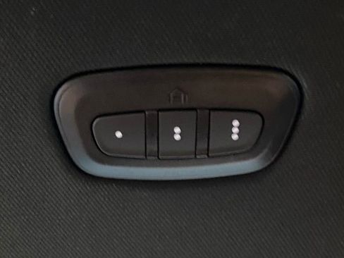 Used 2024 RAM 1500 Laramie image 33