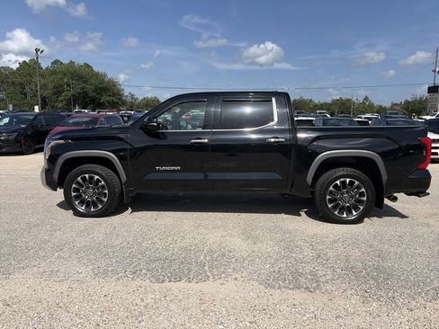 Used 2023 Toyota Tundra Limited AWD/4WD image 3